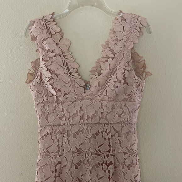 Bardot Valeria Guipure Lace V Neck Pencil Sheath Dress Sz 4 - Picture 2 of 7